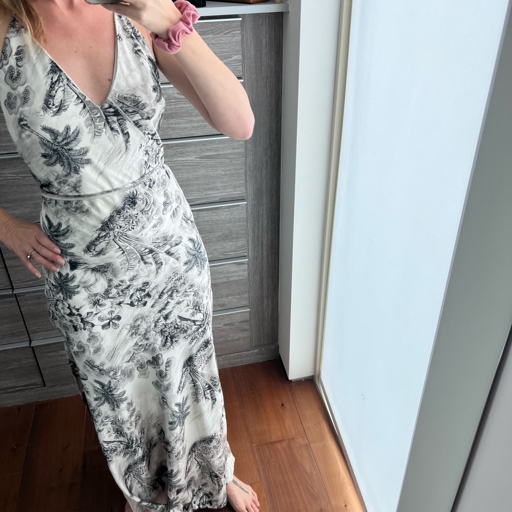 Black and White Sheath Maxi Dress with Spaghetti Straps - Picture 5 of 8